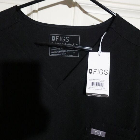 FIGS Three-Pocket Scrub Top – XXL – New with Tags - Picture 2 of 3